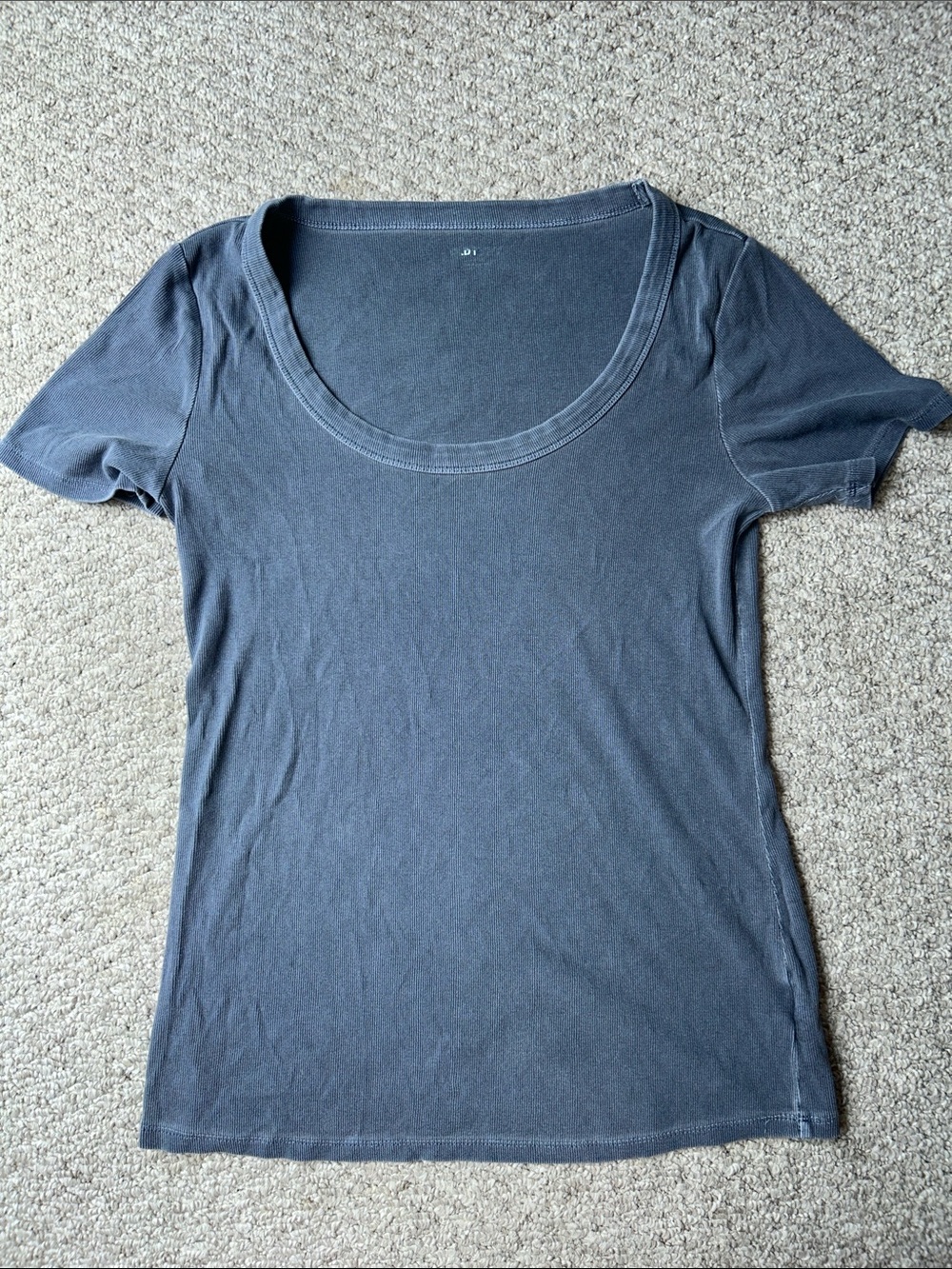Old Navy Women's Scoop Neck Short Sleeve Tee - Charcoal Gray